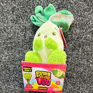 Jazwares Living on the Veg RadLads Wells Radish Mini Plush Doll w/ Tags in Box